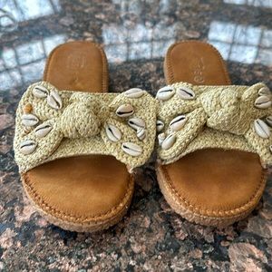 Slightly used girls slippers